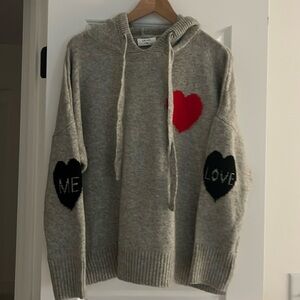 Women’s hooded heart sweater!